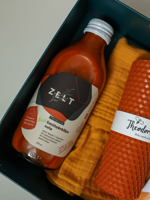 Gift Set “Warmth &amp; Hand Cream”