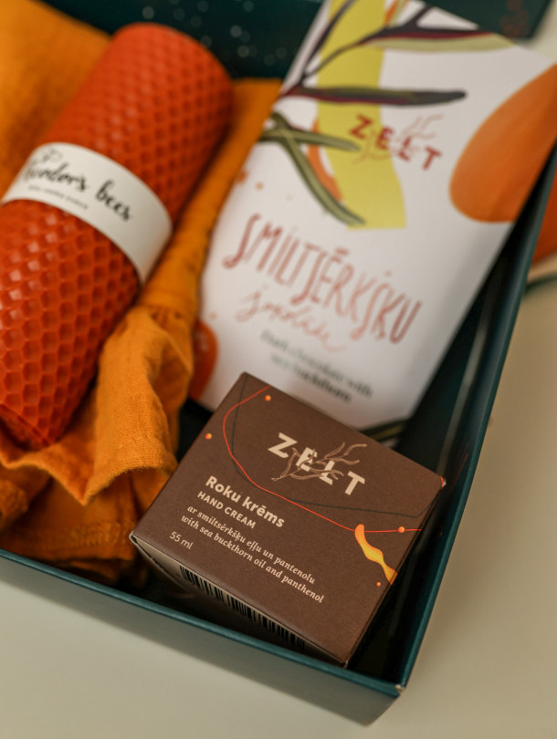 Gift Set “Warmth &amp; Hand Cream”