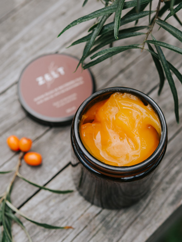 Aloe Vera gel with sea buckthorn